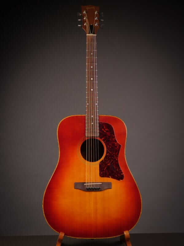 Gibson J45 Deluxe (1973) - Image 3