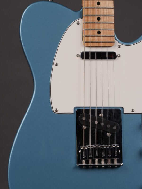 Fender MIM Telecaster (2020) - Image 2